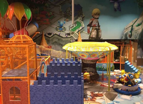 天 津 天 空 之 城